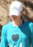 th_15946_Preppie_-_Jessica_Biel_takes_her_pup_to_Runyon_Canyon_Park_-_July_16_2009_912_122_423lo.jpg