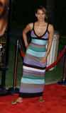 th_65685_Halle_Berry_The_Soloist_premiere_in_Los_Angeles_52_122_571lo.jpg