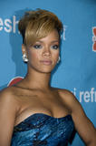 th_57059_celebrity-paradise.com_Rihanna_Pepsi_009_122_806lo.jpg