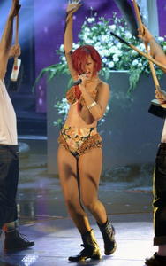 Rihanna big ass performing X Factor