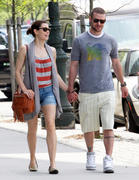 th_72988_celebrity_paradise.com_Jessica_Biel_and_Justin_Timberlake_out_in_NYC_02.05.2010_01_122_912lo.jpg