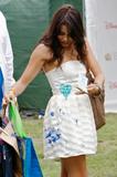 http://img103.imagevenue.com/loc1068/th_70094_Jenna_Dewan_at_A_Time_for_Heroes_picnic_021_122_1068lo.jpg