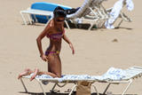 http://img103.imagevenue.com/loc878/th_53117_Nicole_Scherzinger_bikini_Hawaii_2_123_878lo.jpg